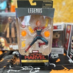 Marvel Legends Series Captain Marvel Binary Form Figure
